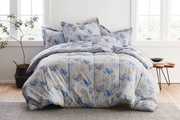 Comforter Ing Guide The Company, Difference Between Duvet Set And Comforter