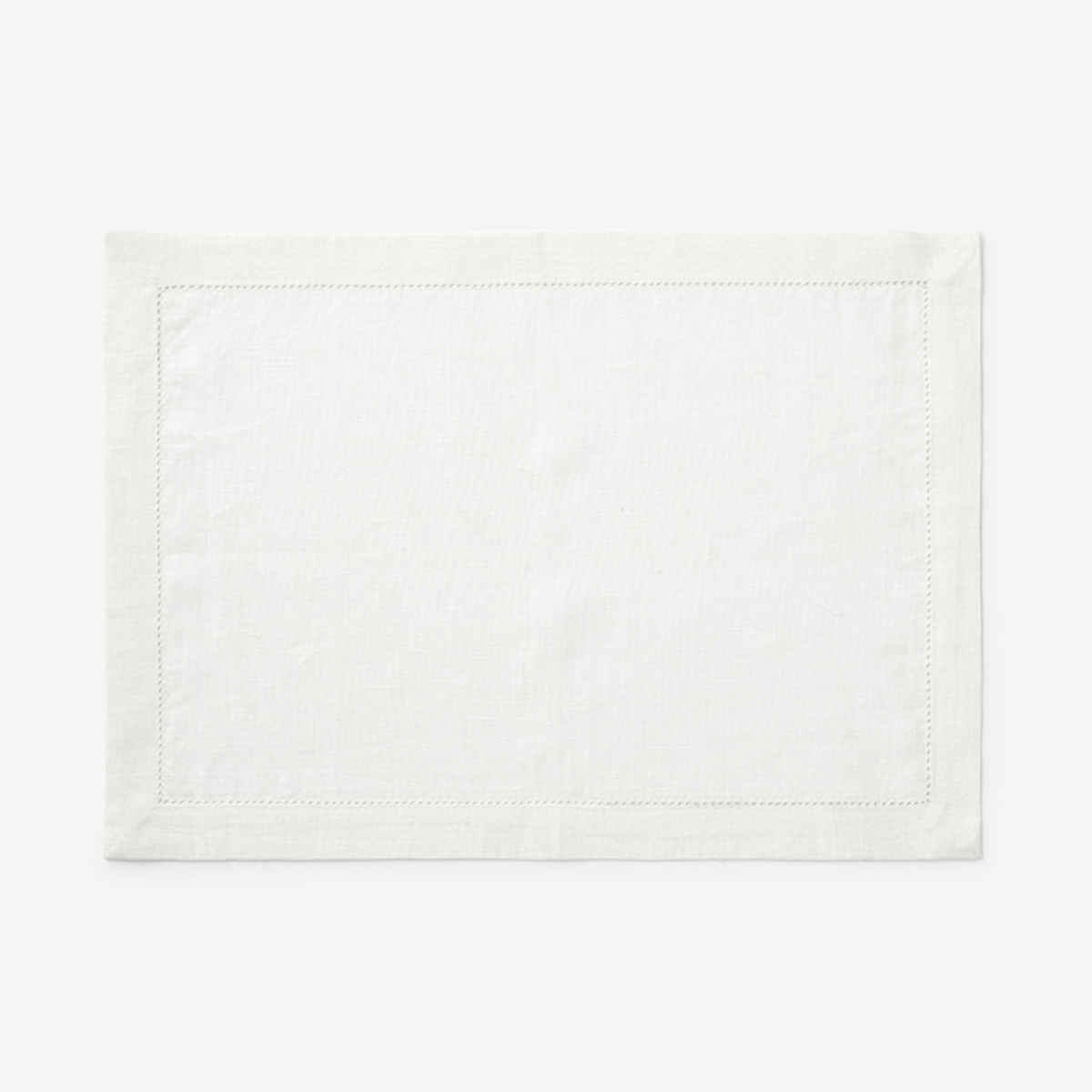 https://companystore-res.cloudinary.com/image/upload/f_auto,q_40,dpr_3.0/w_400,c_scale/webimages/80018c_linen_placemats_offwhite_main?_s=RAABAB0