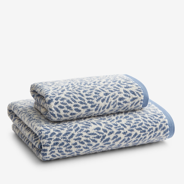 Zoe Jacquard Bath Towel,