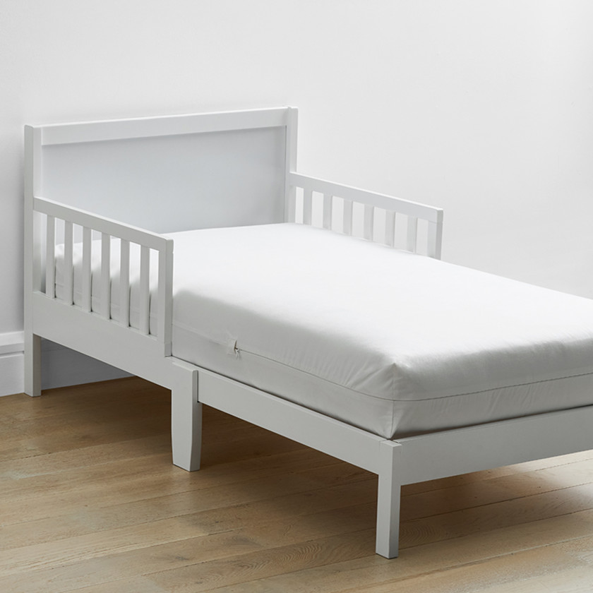 Waterproof Crib Mattress Protector - White