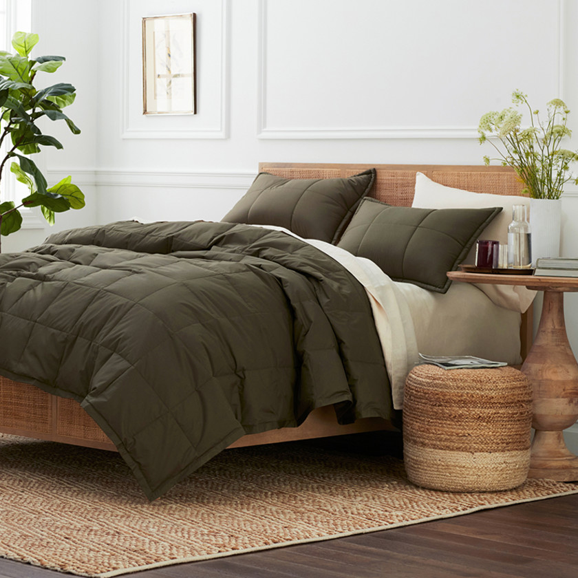 Premium LoftAIRE™ Down Alternative Blanket - Dark Olive, Full/Queen,Dark Olive