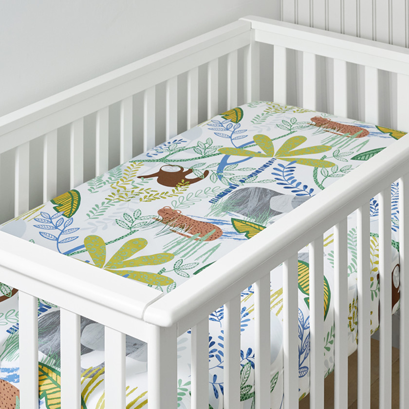 Jungle Classic Cool Organic Cotton Percale Fitted Crib Sheet - White Multi,White Multi