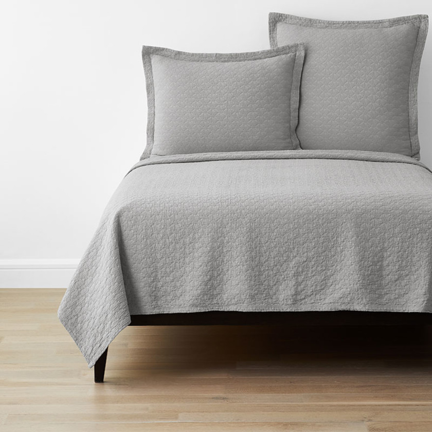 Beekman Cotton Matelassé Sham - Silver,Silver