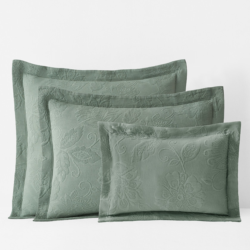 Putnam Cotton Matelassé Sham