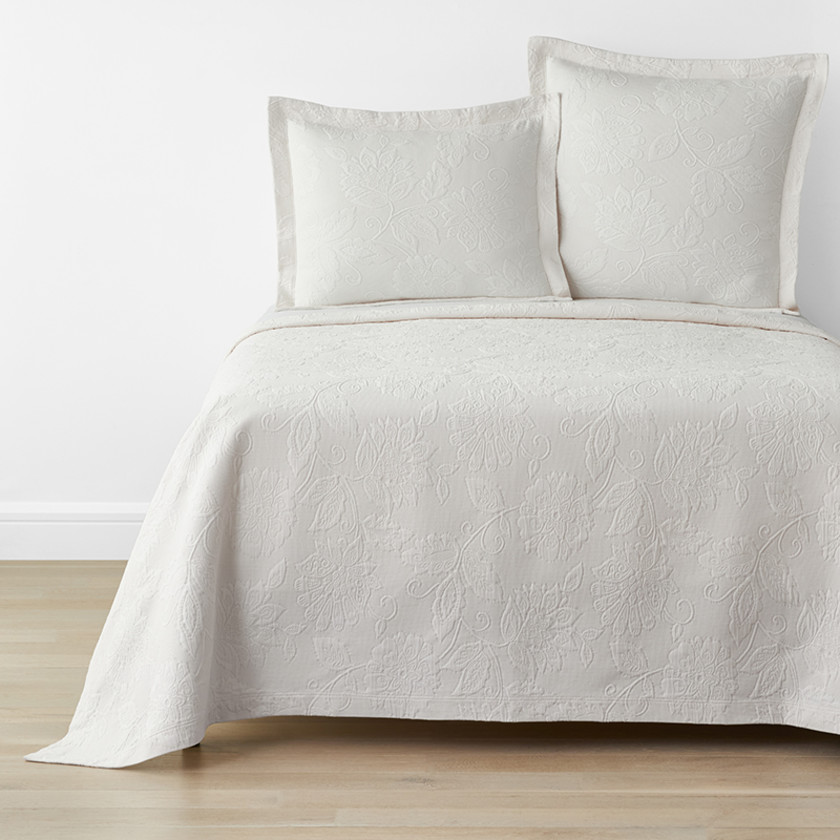 Putnam Cotton Matelassé Bedspread