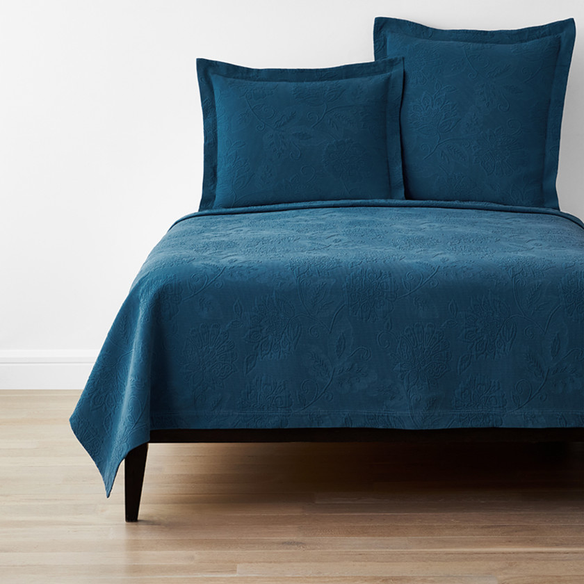 Putnam Cotton Matelassé Coverlet