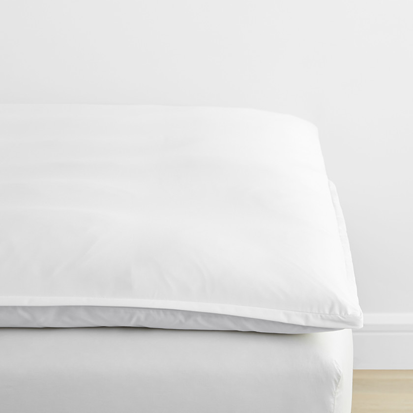 Classic Smooth Wrinkle-Free Sateen Featherbed Cover - White, Twin,White