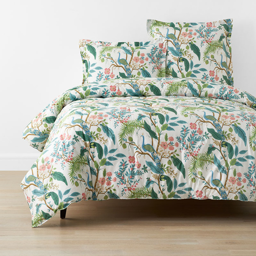 Peacock Classic Smooth Sateen Comforter - Cream, Twin/Twin XL,Cream