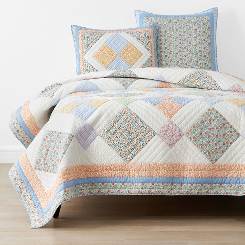 Leena Diamond Patchwork Quilt