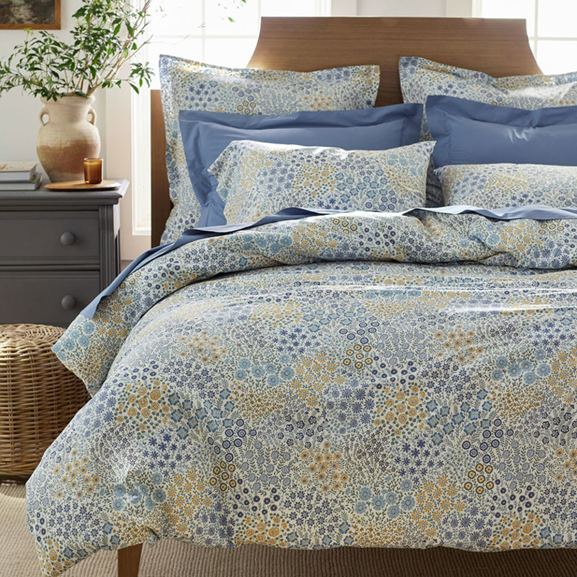 Adley Floral & Ditsy Floral Classic Cool Cotton Percale Fitted Bed Sheet - Ditsy Floral Navy, King