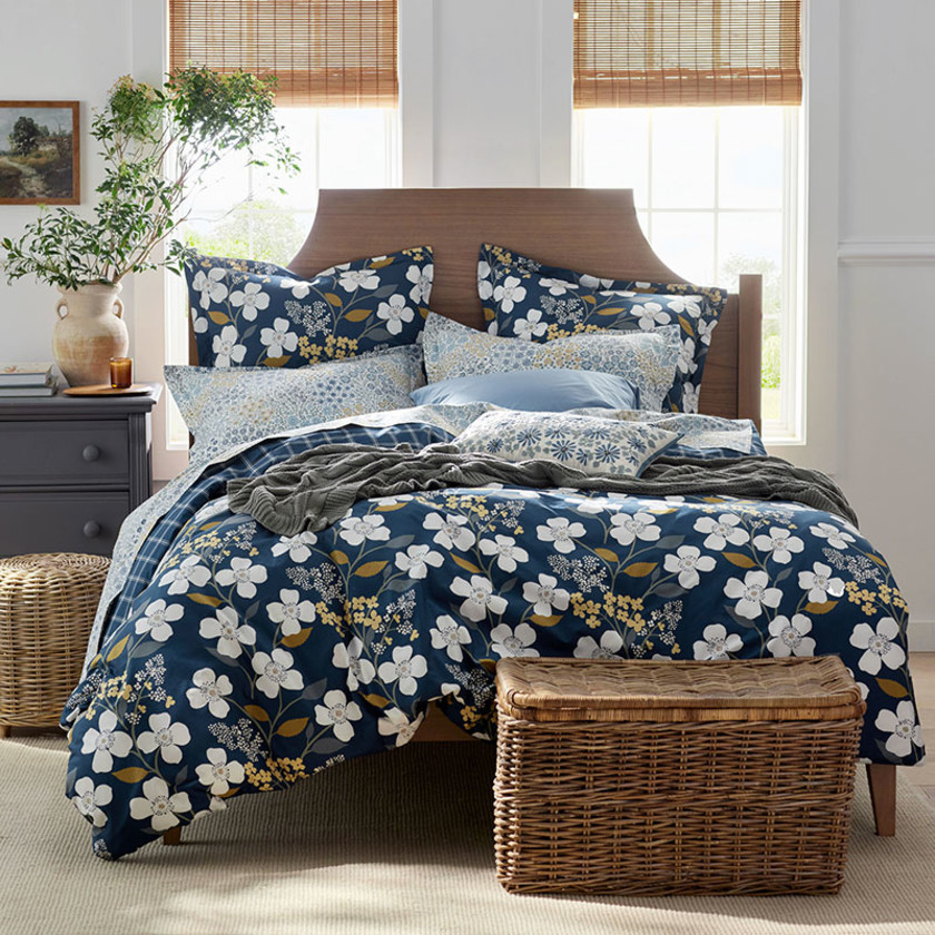 Adley Floral & Ditsy Floral Classic Cool Cotton Percale Fitted Bed Sheet - Floral Navy, Twin