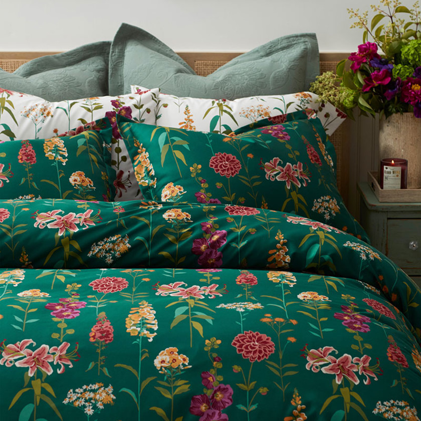 Flower Garden Premium Smooth Wrinkle-Free Sateen Sham - Green Multi, Standard,Green Multi