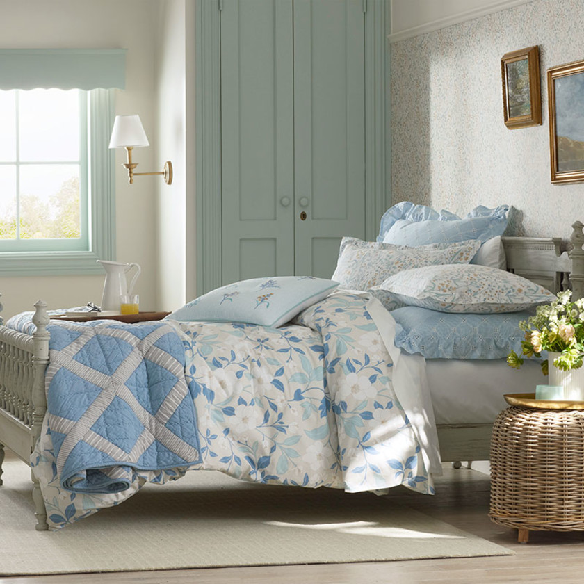 Clemencia Classic Cool Cotton Percale Comforter - Floral Pale Blue, Twin/Twin XL,Floral Pale Blue