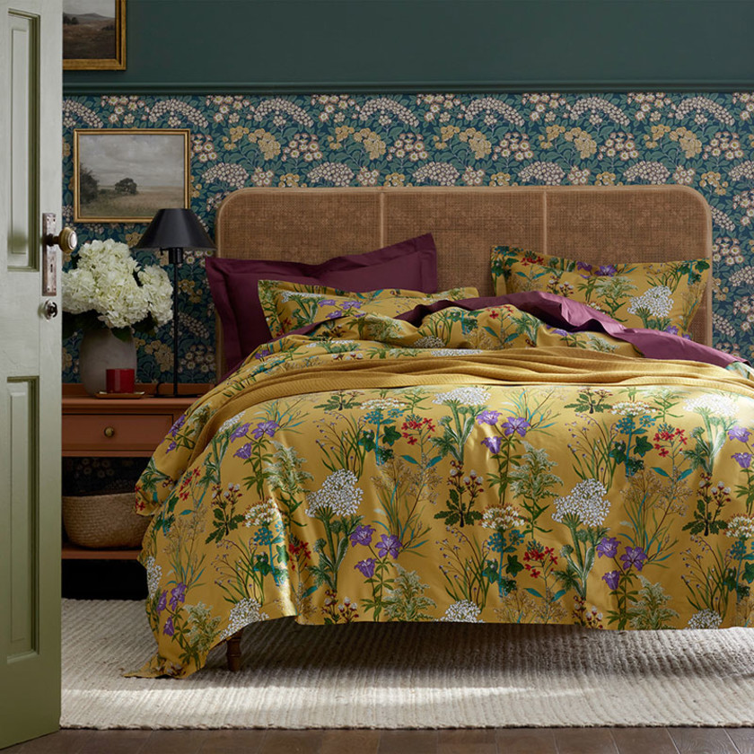 Timeless Garden Classic Smooth Sateen Fitted Bed Sheet - Goldenrod, Twin,Goldenrod