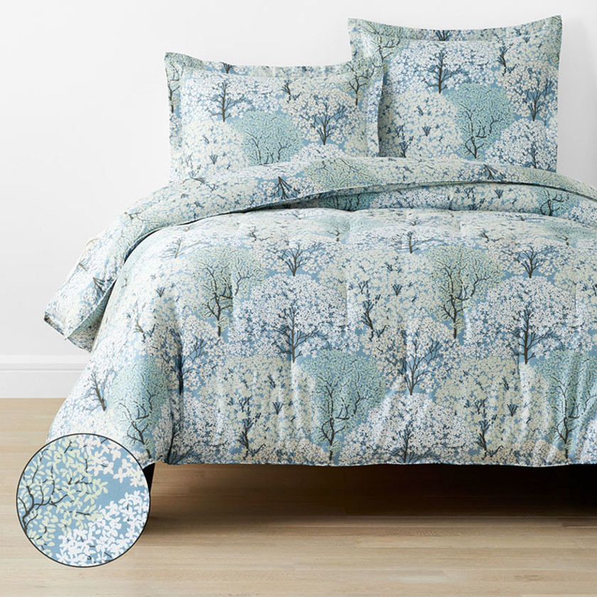 Blooming Trees Classic Smooth Sateen Comforter