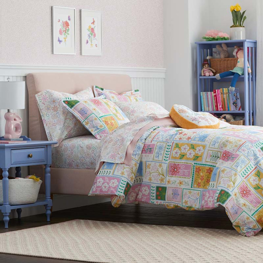 Stitch and Bloom Classic Cool Organic Cotton Percale Duvet Cover Set,White Multi
