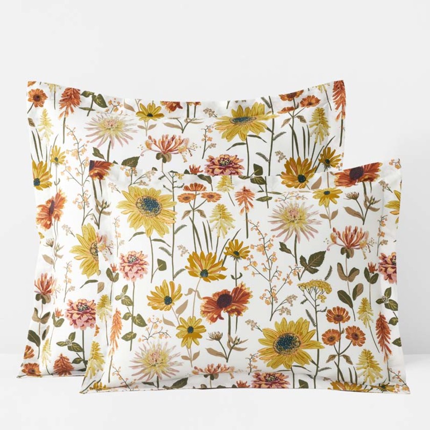Daisies Classic Smooth Sateen Sham