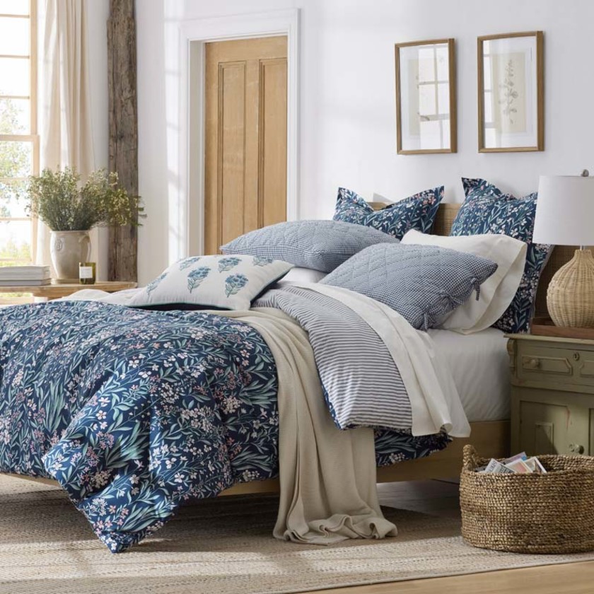 Julienne Classic Cool Cotton Percale Reversible Sham - Mini Floral Navy, Standard,Mini Floral Navy