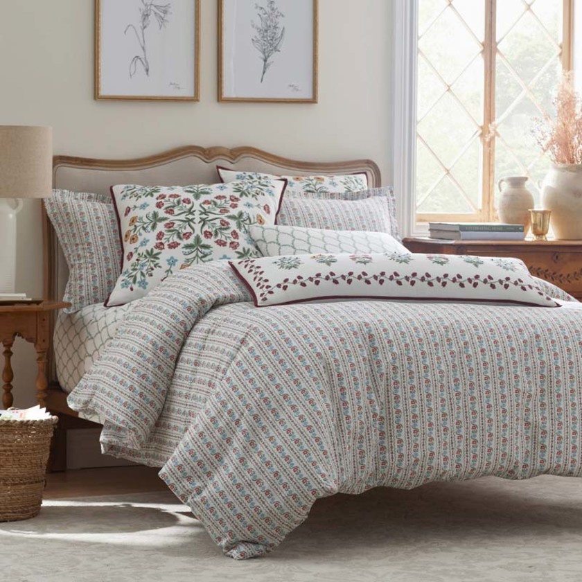 Delphine Classic Cool Cotton Percale Fitted Bed Sheet - Ivory Multi, Twin,Ivory Multi