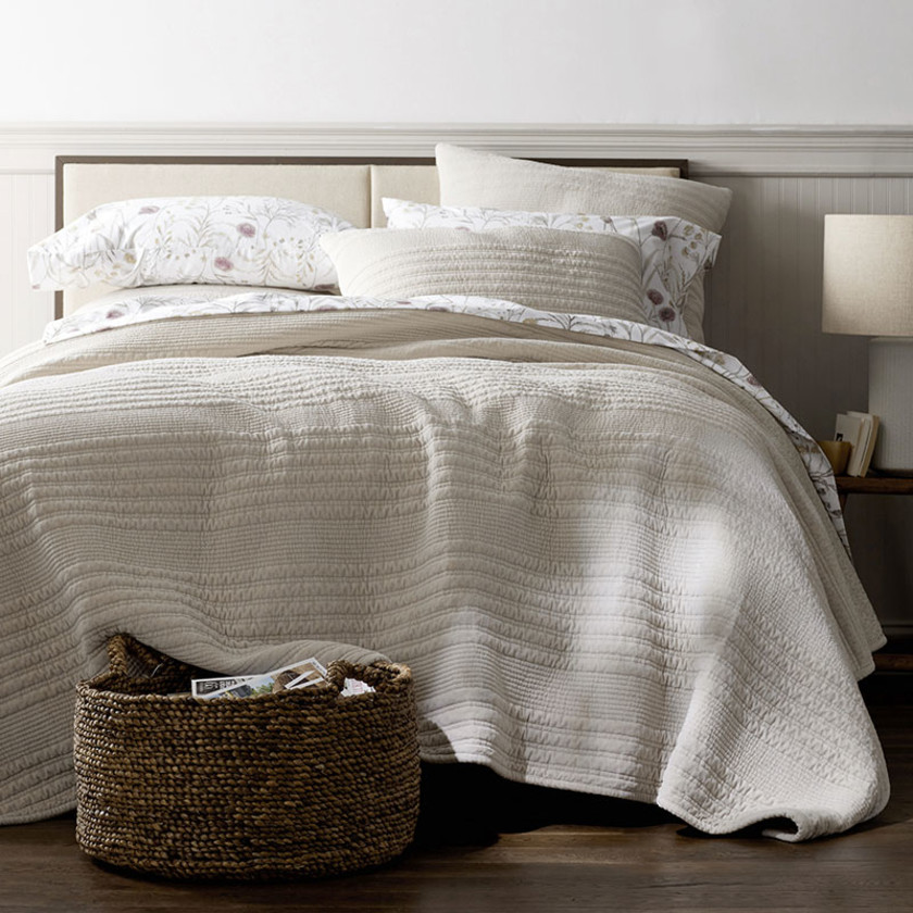 Line Stitch Velvet Quilt - Light Sand, Full/Queen,Light Sand