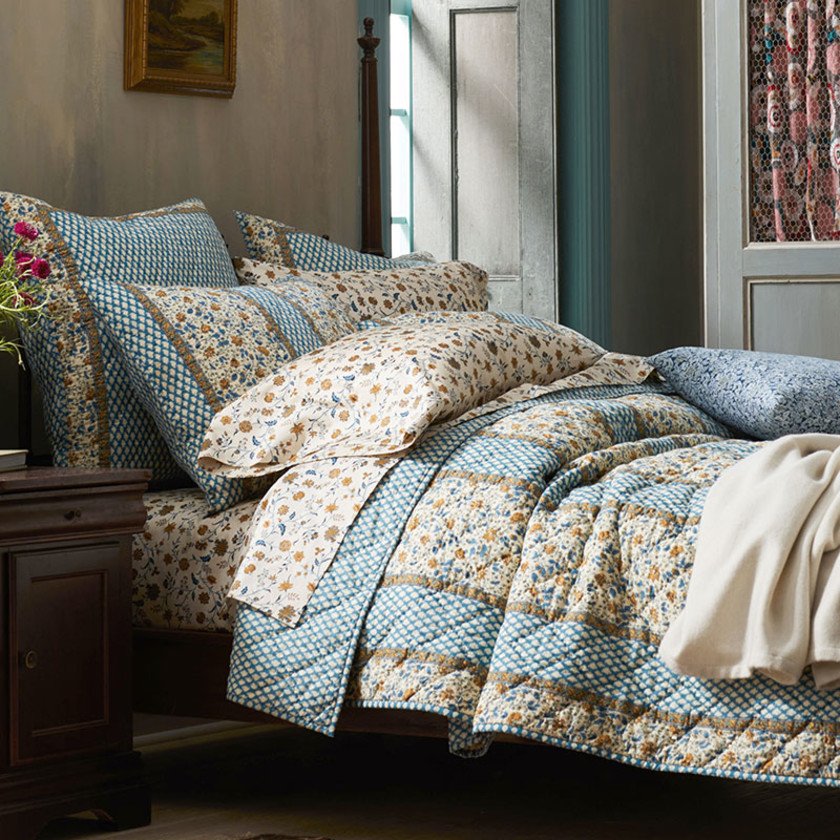 Naavi  Quilted Sham - Multi, Standard,Multi