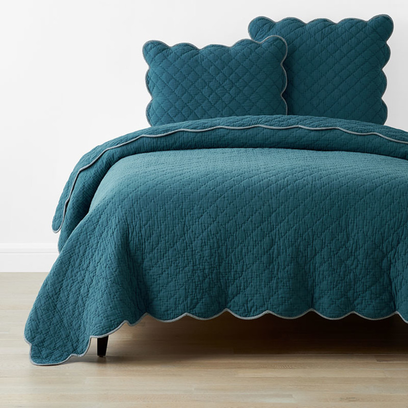 Giulietta Scallop Quilt