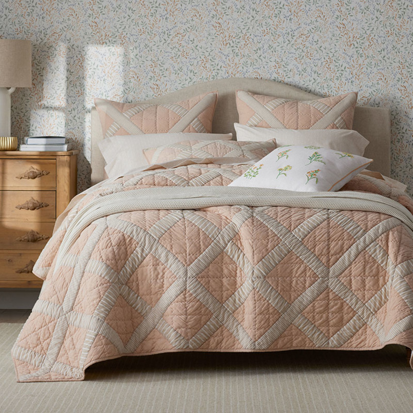Bahati Quilt - Coral Multi, Twin/Twin XL,Coral Multi