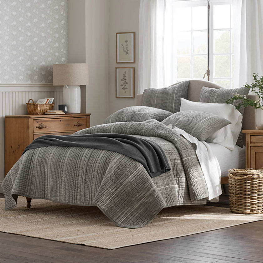 Stripe Quilt - Mirror Stripe, Twin/Twin XL,Mirror Stripe
