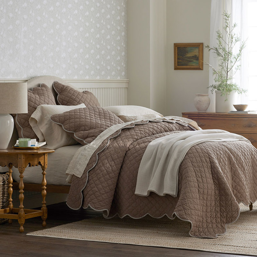 Scallop Quilt - Pinecone, Twin/Twin XL,Pinecone