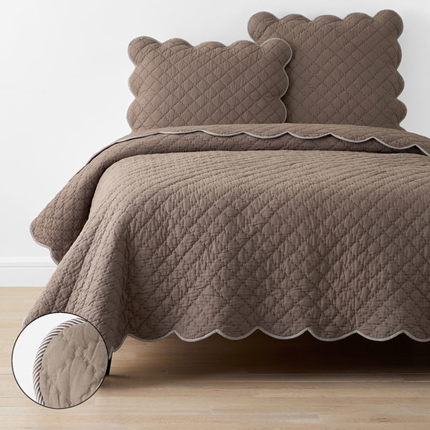 Scallop Quilt