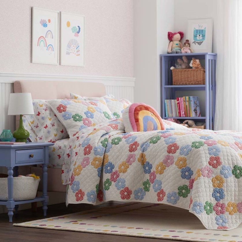 Daisy Patch Quilt - White Multi, Twin/Twin XL,White Multi