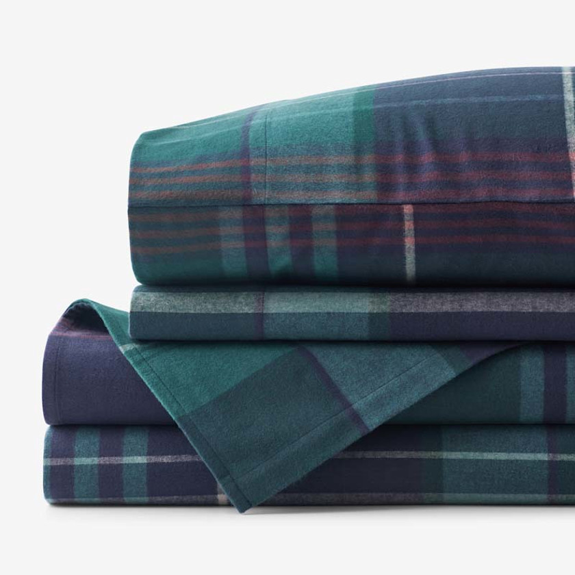 Classic Plaid Ultra-Cozy Cotton Velvet Flannel Bed Sheet Set