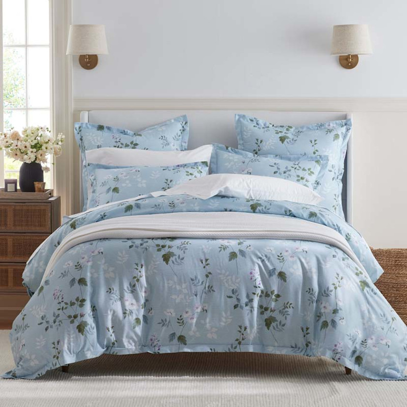 Wispy Meadow Premium Smooth Wrinkle-Free Sateen Bed Sheet Set,Blue Multi