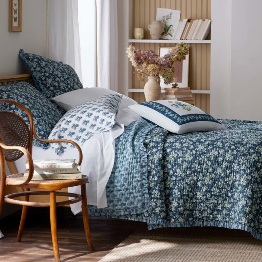 Suhana Reversible Ruffle Quilt - Blue, Twin/Twin XL,Blue