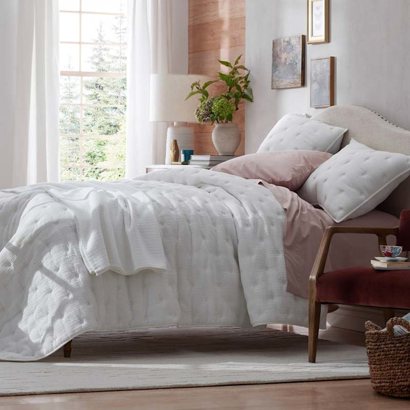 Gauze Deco Quilt - Off White, Twin/Twin XL,Off White