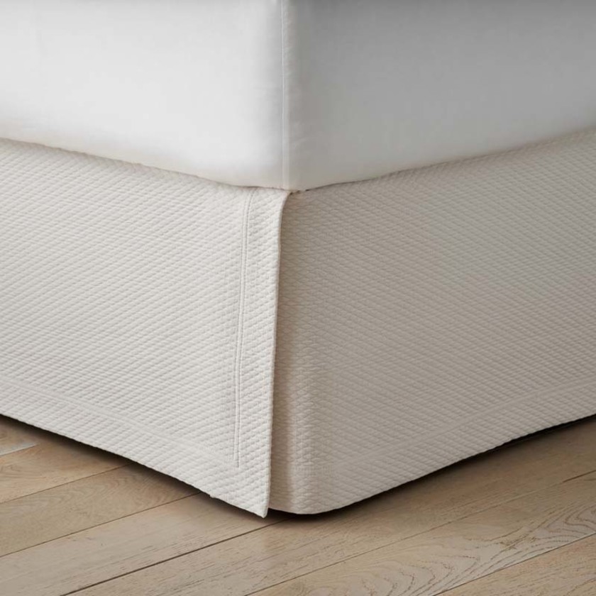 Matelassé Bed Skirt