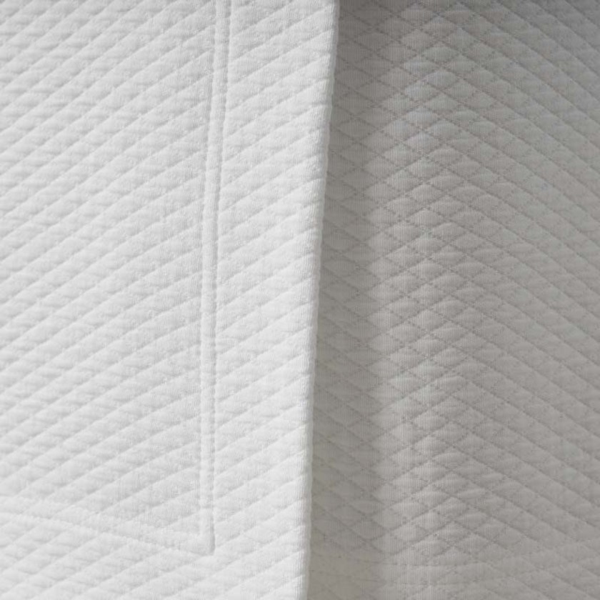 Matelassé 14 in. Bed Skirt - Diamond Weave White, Twin,Diamond Weave White