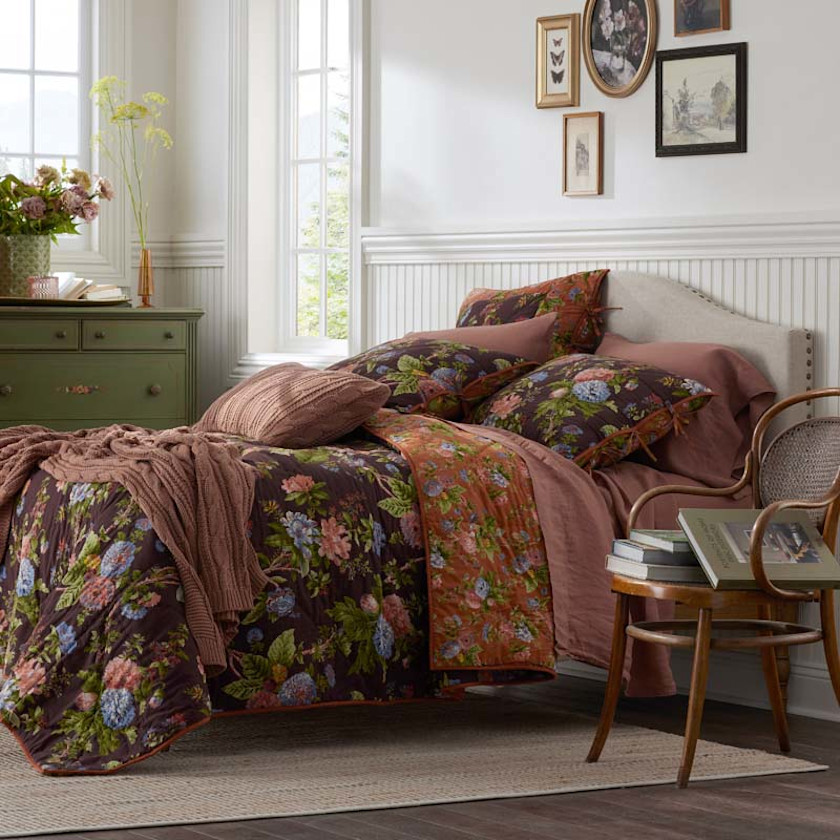 Veena Reversible Quilt - Brown, Twin/Twin XL,Brown