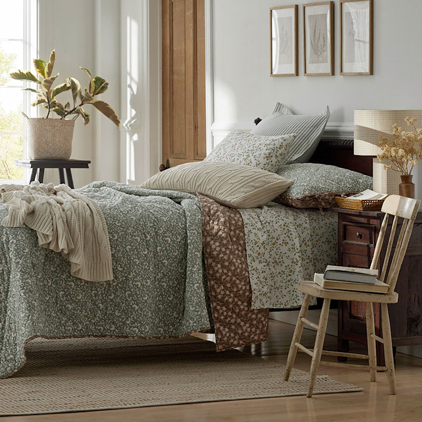 Reversible Quilt,Petal & Vine