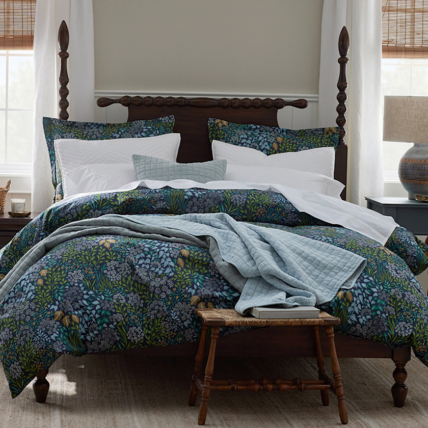 Achillea Patch Classic Cool Cotton Percale Comforter - Navy Multi, Twin/Twin XL,Navy Multi