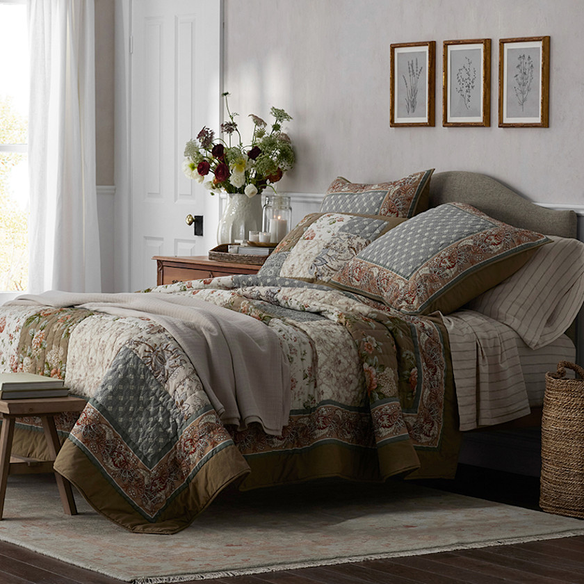 Vintage Floral Vine Patchwork Quilt - Multi, Twin/Twin XL,Multi