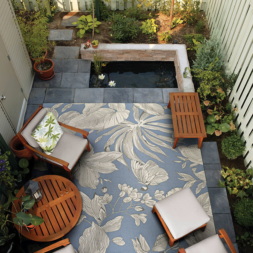Flora Flat Woven Outdoor Rug - Ice, 2' 3" x 3' 11",Ice