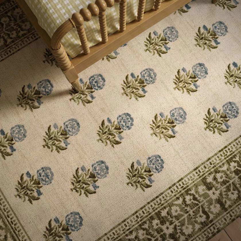 Floral Border Wool Blend Rug,Green