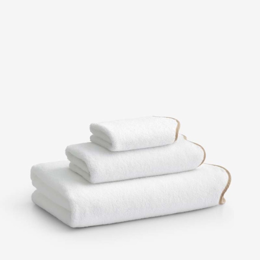Scalloped Edge Bath Towel