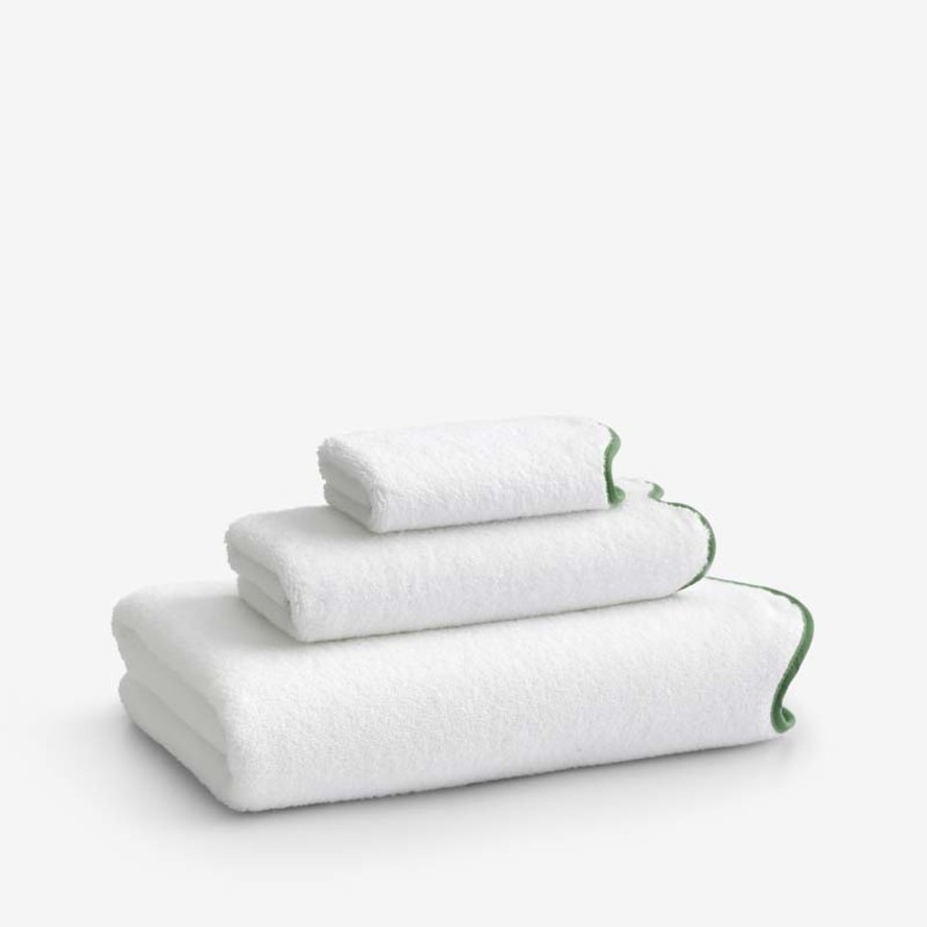 Scalloped Edge Bath Towel