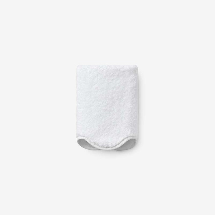 Scalloped Edge Bath Towel
