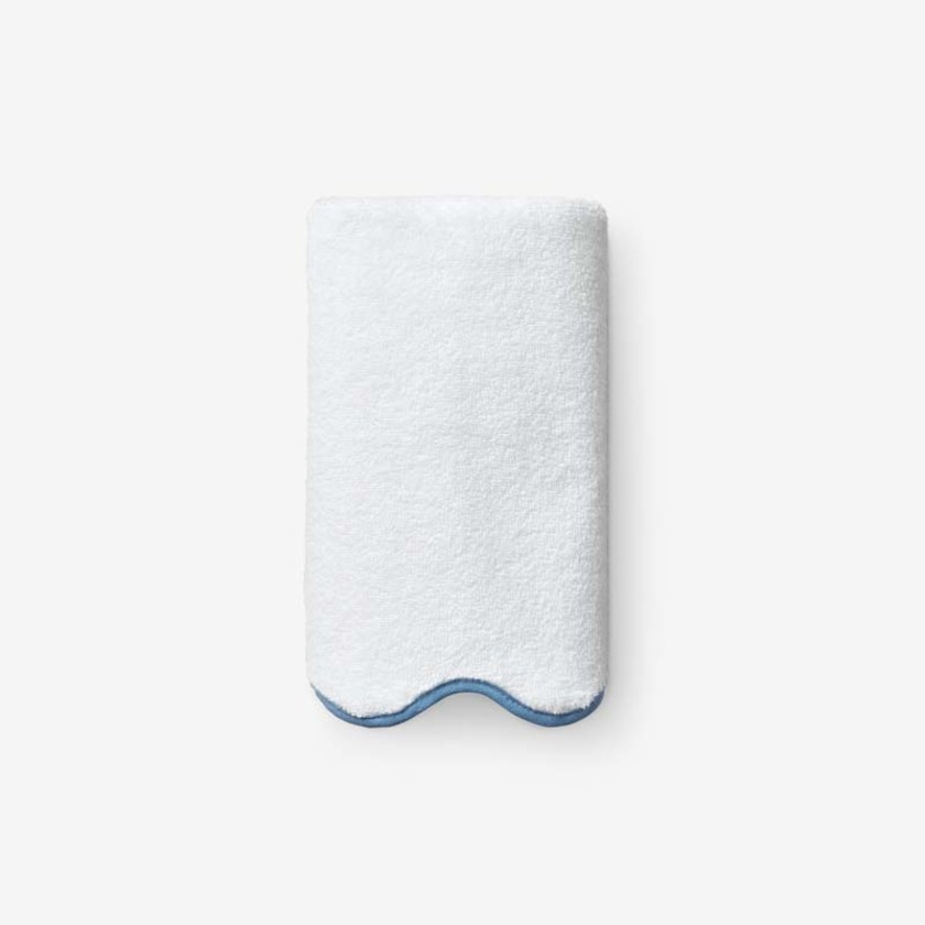 Scalloped Edge Bath Towel