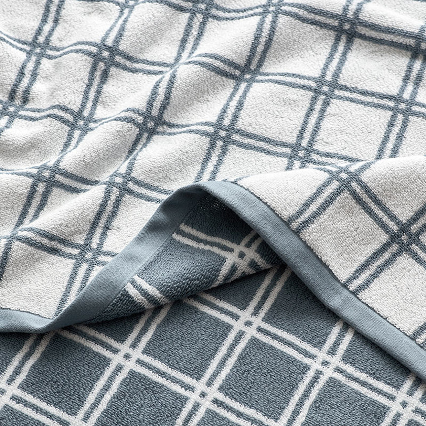 Sloane Bath Towel,Windowpane