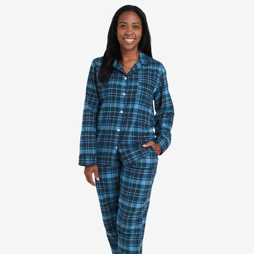 Family Flannel Women's Classic Pajama Set