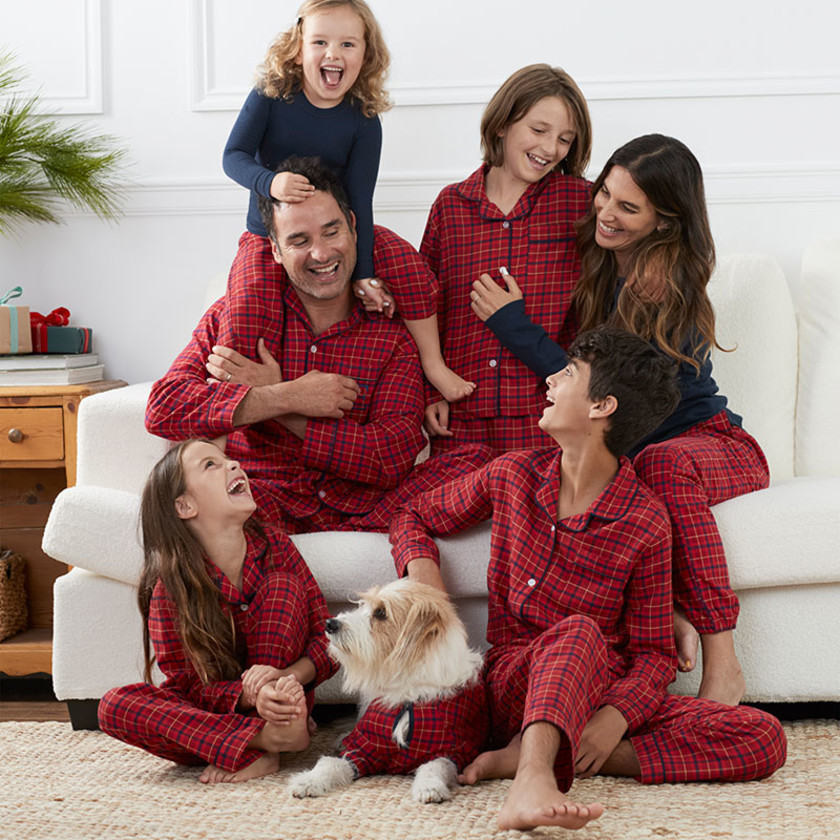 Family Flannel Women's Henley Pajama Set - Red Plaid1, L